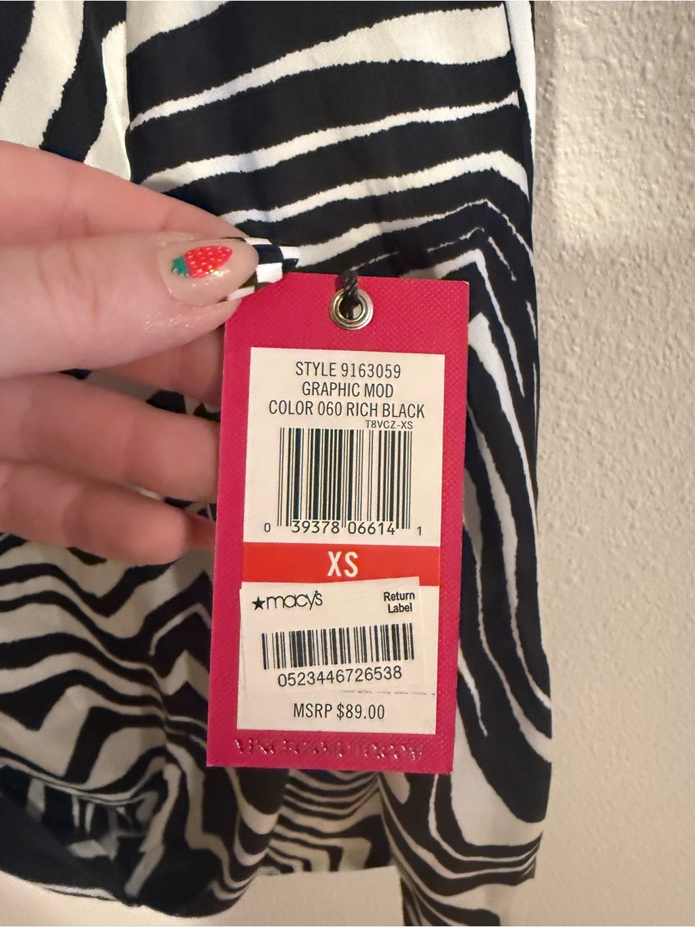 VINCE CAMUTO ZEBRA BLOUSE NWT XS - Picture 3 of 4